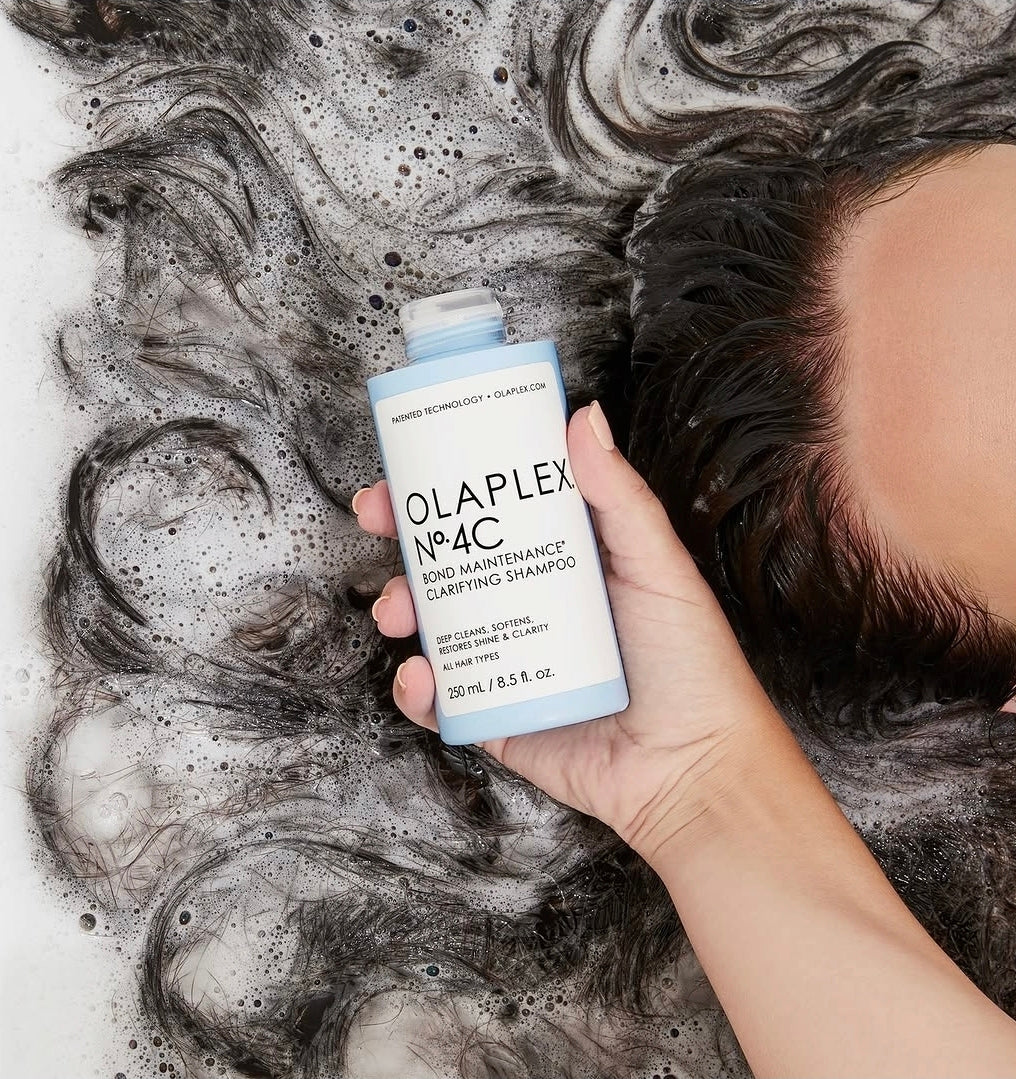 OLAPLEX N°4C Bond Maintenance® Clarifying Shampoo